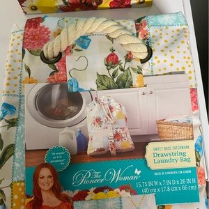 Pioneer Woman Drawstring Laundry Bag Drawstring